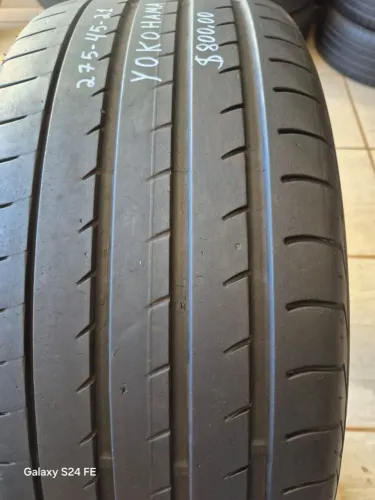 Pneu 275/45 R21