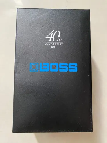 Boss SD-1-4A 40th Anniversary - Edição Limitada - Estado de Novo