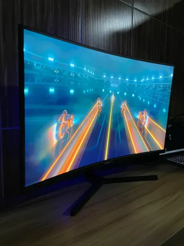Monitor Gamer Curvo Philco 32" Full HD 165Hz 1ms FreeSync