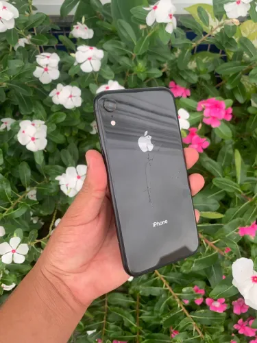 iPhone XR 128gb todo original 