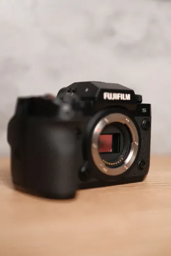 Fujifilm XH2s + 5 baterias + CFexpress 256 + Leitor de CF