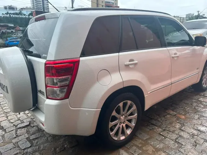 Suzuki Grand Vitara 2.0 16V 4x2/4x4 5P Aut. 2016