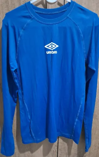 Camiseta Térmica da Umbro