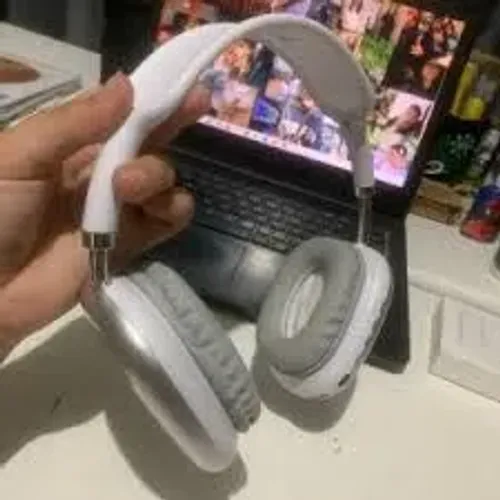 Fone de ouvido P9