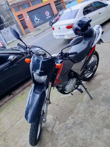 Moto Honda Bros 150cc 2011