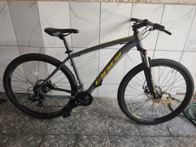 Bicicleta Oggi Hacker Sport 