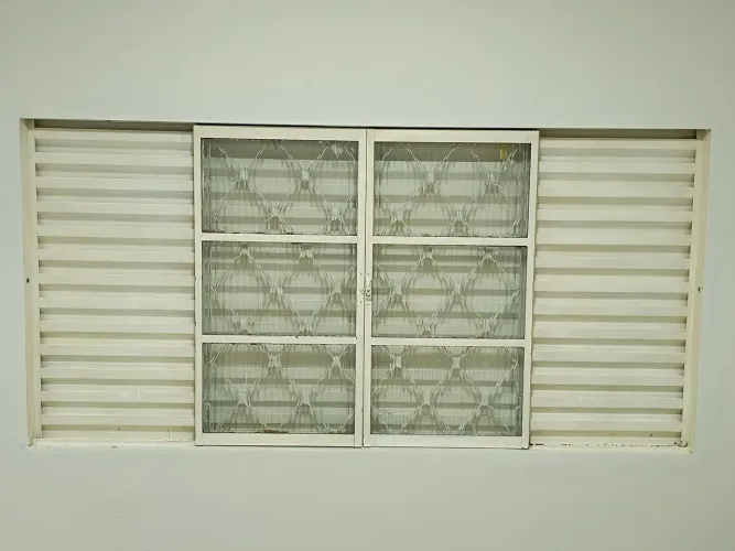Vende se Janela R$ 200,00<br>1,95 de largura