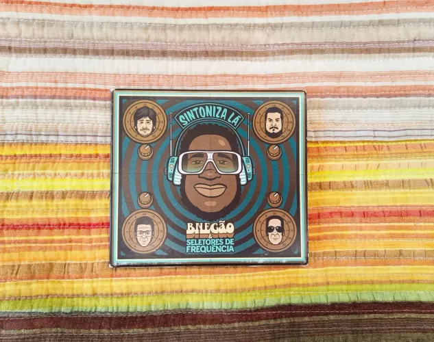 CD BNegão e Seletores de Frequência - Sintoniza Lá (usado) - Rap Nacional / Hip Hop / MPB