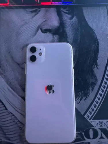 iPhone 11 64g
