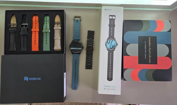 Smartwatch TicWatch Pro 5 + Várias Pulseiras - Excelente Estado