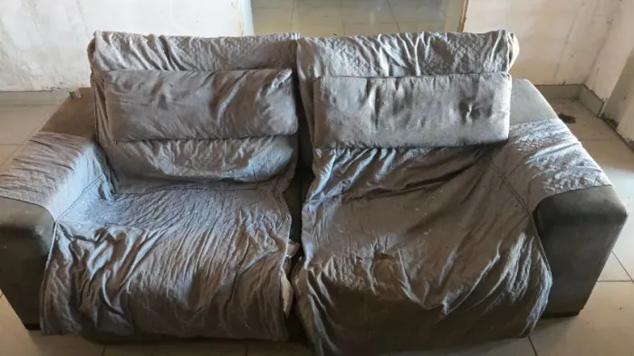 Sofa grande usado