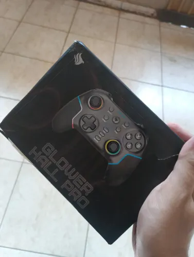 Controle Gamer Pichau Glower Hall Pro Anti-Drift PC / Switch / Ps3