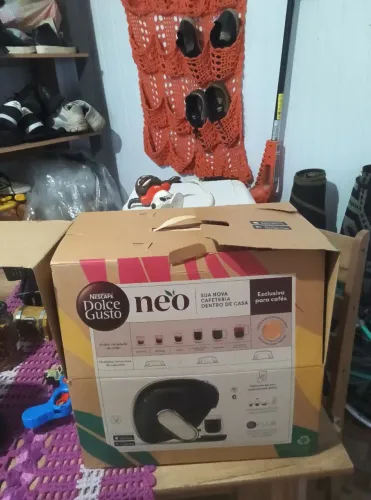 Cafeteira dolce gusto neo