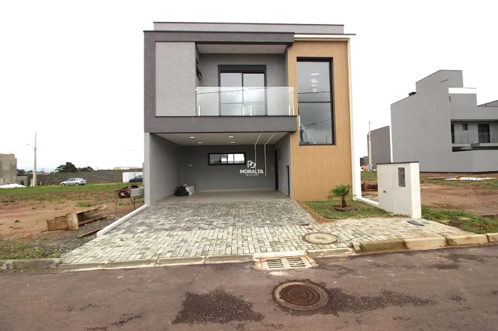 Sobrado Com 03 Quartos Com Suite No Condomínio Vigneto em São José dos Pinhais