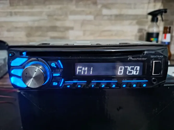 RÁDIO AUTOMOTIVO MIXTRAX