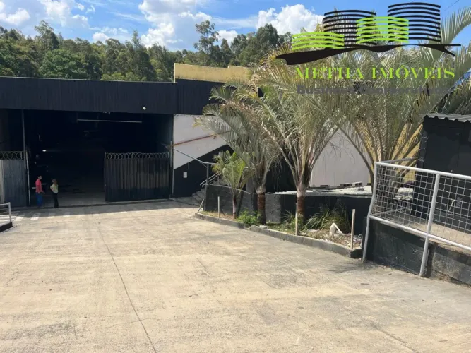 Galpão Comercial de Alto Padrão em Sorocaba-SP, no Bairro Brigadeiro Tobias: 5 Salas, 4 Ba