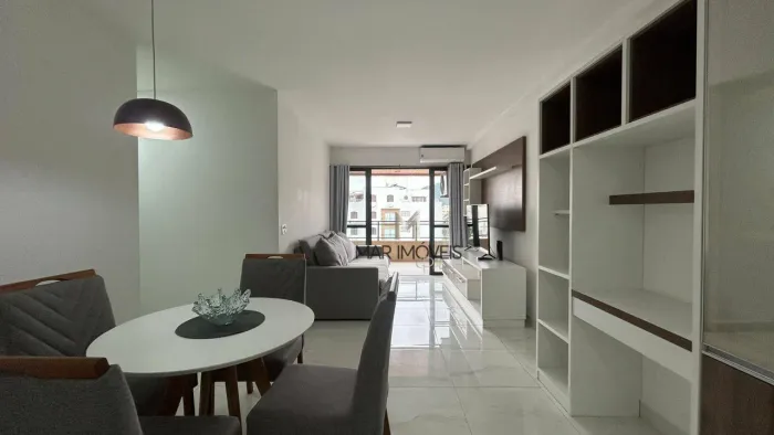 Apartamento com 2 Quartos para alugar, 70 m² por R$ 3.800/mês - Enseada - Guarujá/SP