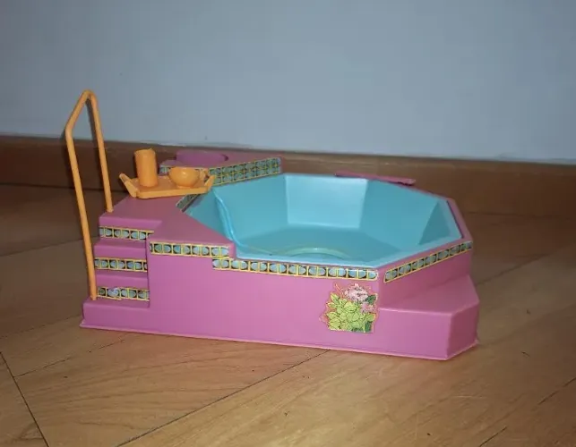 Piscina Borbulhante da Barbie Anos 80 - perfeito estado