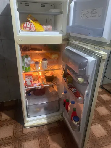 Geladeira Consul Frost Free Branca - Super Conservada (Retirada em SP) em Perus