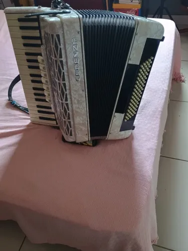 ACORDEON CADENZA