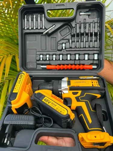 Vendo parafusadeira/ furadeira 48V