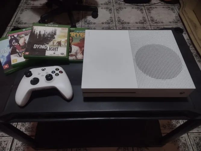 Xbox One S