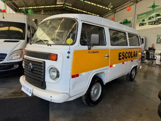 Volkswagen Kombi Lotação 1.4 MI Total Flex 8V 2013
