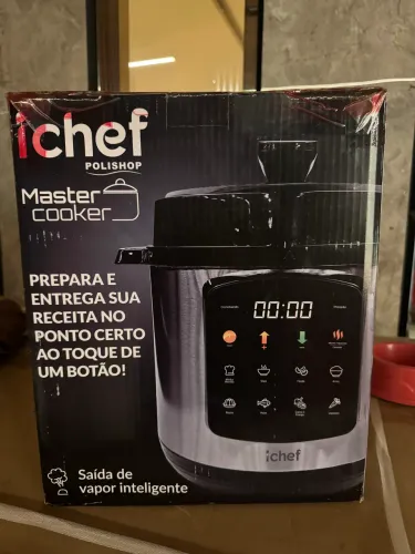 Panela de Pressão Elétrica iChef Master Cooker de 6 Litros da Polishop.