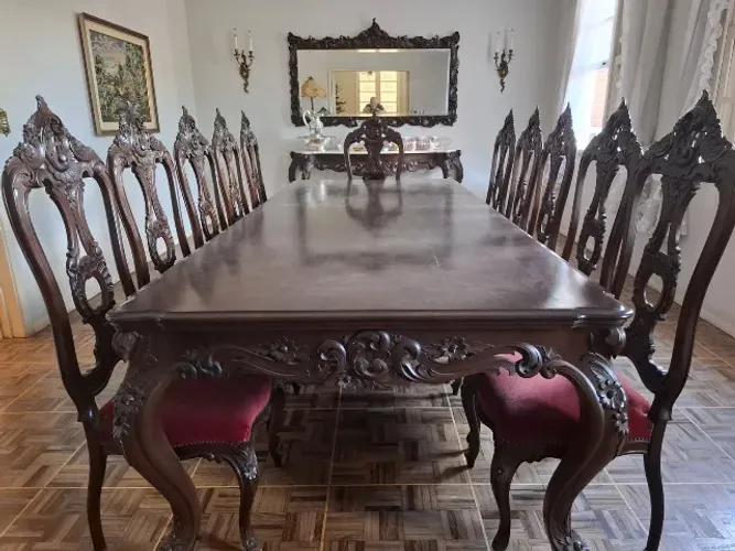 Mesa de Jantar Imbuia Entalhada 12 Lugares com 12 Cadeiras - 2,80m