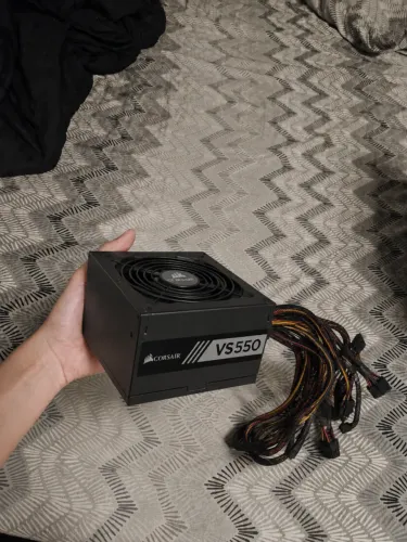 Fonte Corsair VS550