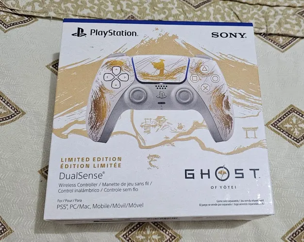 Controle Ghost of Yotei Dourado PS5