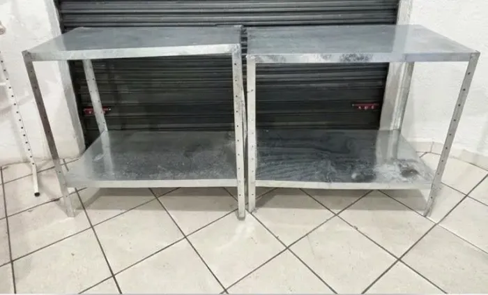 Kit duas mesa de  inox 