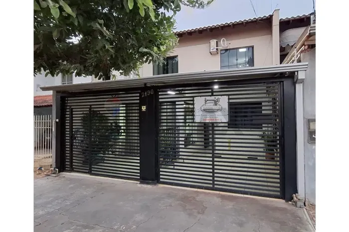 SOBRADO À VENDA NO JARDIM BELO HORIZONTE COM 2 SUÍTES + 1 DORMITÓRIO