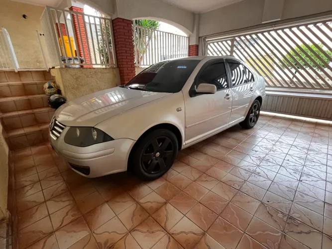 Volkswagen Bora 2.0/ 2.0 Flex 8V Aut. 2008