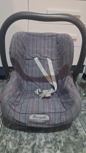 Bebê conforto burigotto