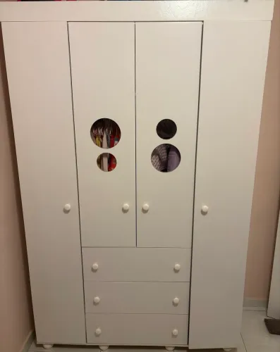 Guarda roupa infantil