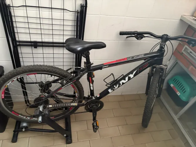 VENDO bicicleta aro 26/21 marchas