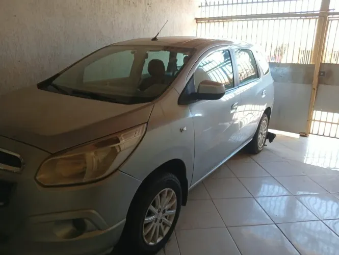 Chevrolet Spin LT 1.8 8V Econo.flex 5P Aut. 2013