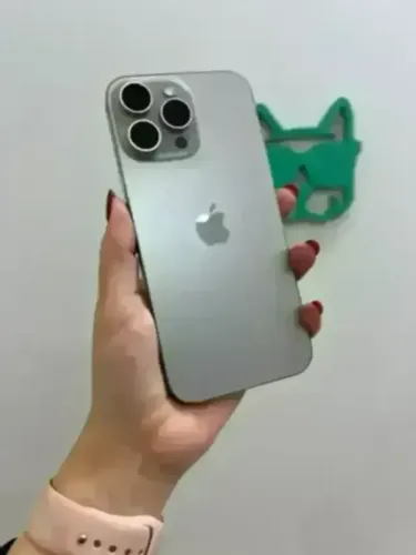 iPhone 16 Pro Max 512gb Natural - Seminovo - 99% Bateria - Retirada em Loja Física em BH