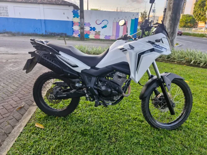 Sahara 300 branca
