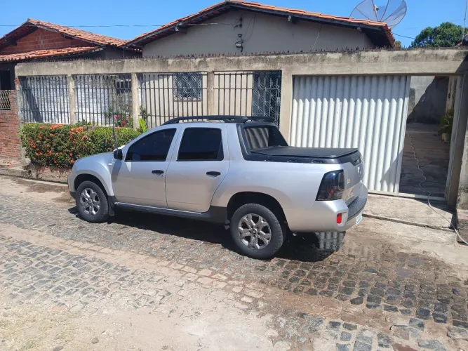 Renault Duster Oroch Intense 1.6 Flex 16V Mec. 2024