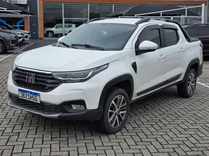 Fiat Strada Volcano 1.3 Flex 8V CD 2023
