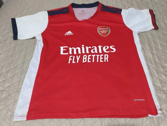 Camisa do Arsenal 21/22