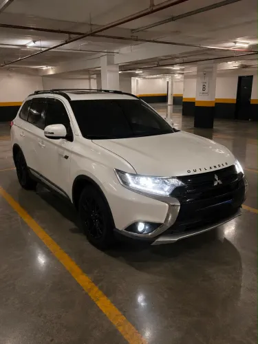Mitsubishi Outlander 2.0 16V 160cv Aut. 2016