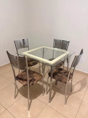 Mesa 4 cadeira 
