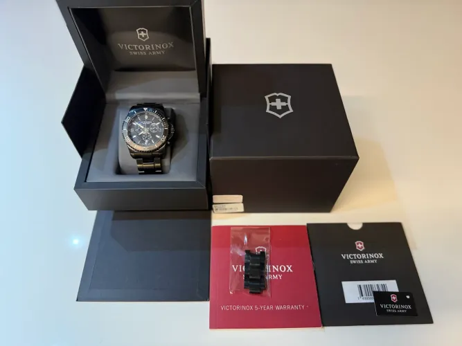 Relógio Victorinox Maverick Balck