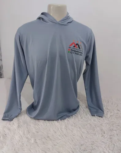 Camiseta com Capuz Para Uniformes ( Goiânia e Região)