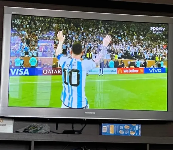 TV Panasonic - plasma 50 polegadas