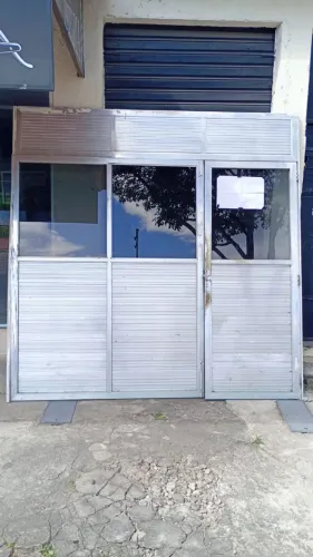 Portão de alumínio garagem junto com social