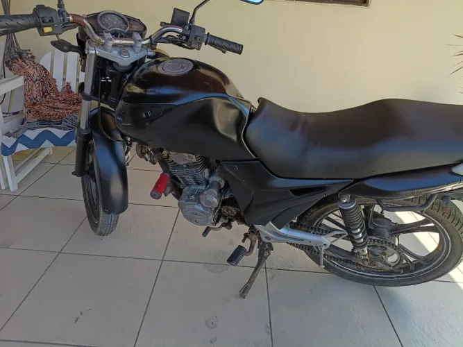Dafra Riva 250
